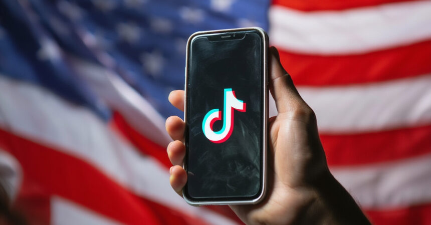 tiktok-2025-yurutme-emri-kapsaminda-abd-de-faaliyetlerine-devam-etmek-icin-ortak-girisim-kurdu TikTok, ABD Faaliyetleri İçin Yeni Ortak Girişimle Ulusal Güvenlik Önlemlerini Güçlendiriyor